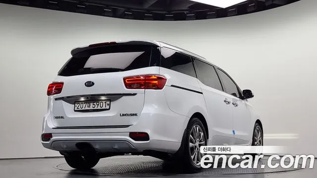 Kia The New Carnival 2018 Белый из Кореи, фото 3