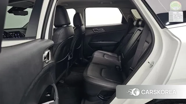 Kia Sportage 5th Generation Hybrid 2022 Белый из Кореи, фото 3