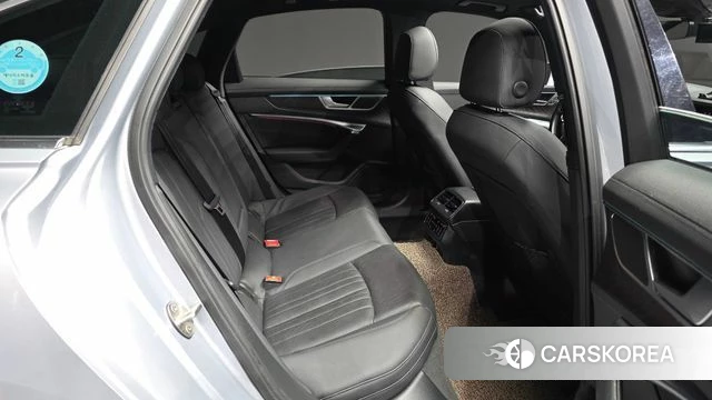 Audi A6 (C8) 2019 Серебристо-серый из Кореи, фото 3