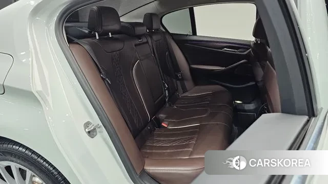 BMW 5 Series (G30) 2020 Белый из Кореи, фото 3