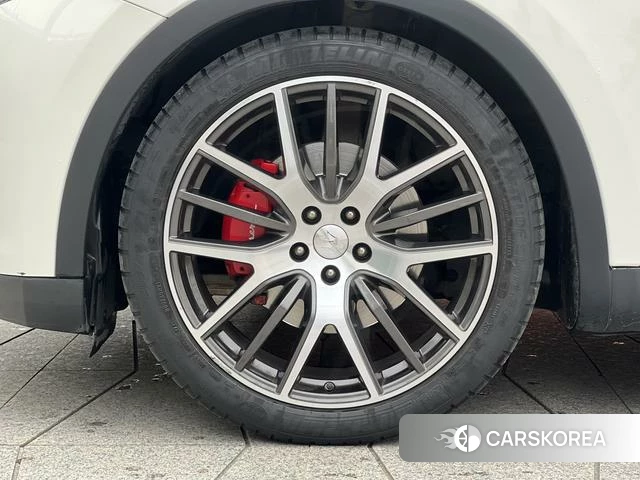 Maserati Levante 2018 Белый из Китая, фото 3
