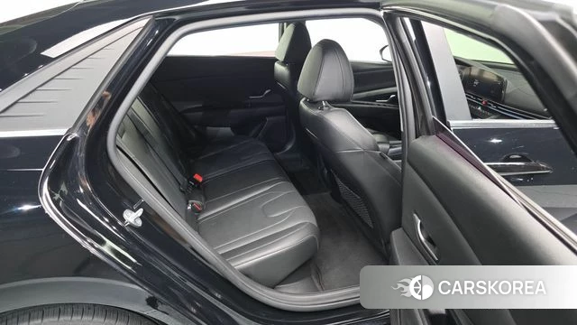 Hyundai Avante Hybrid (CN7) 2020 Черный из Кореи, фото 3