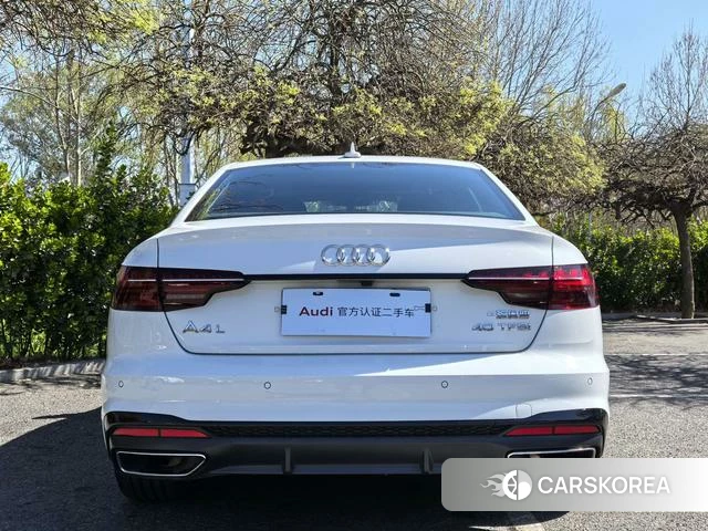 Audi A4L 2025 Белый из Китая, фото 3
