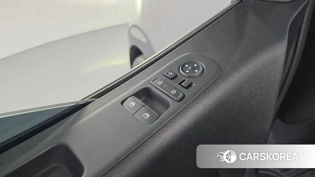 Hyundai Staria 2024 Серый из Кореи, фото 3