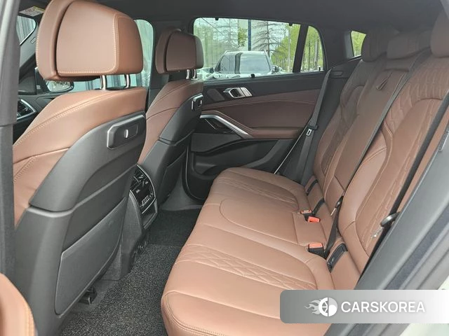 BMW X6 (G06) 2025 Белый из Кореи, фото 3