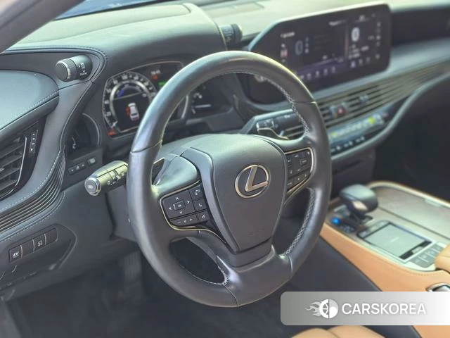 Lexus LS 2022 Черный из Китая, фото 3
