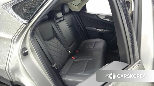 Lexus NX350h Second generation 2023 Серебристо-серый из Кореи, фото 3