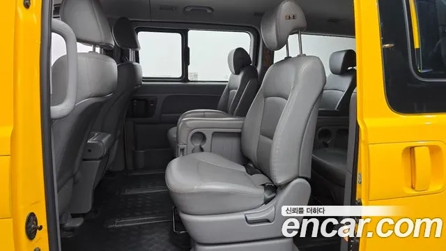 Hyundai The New Grand Starex 2019 Желтый из Кореи, фото 3