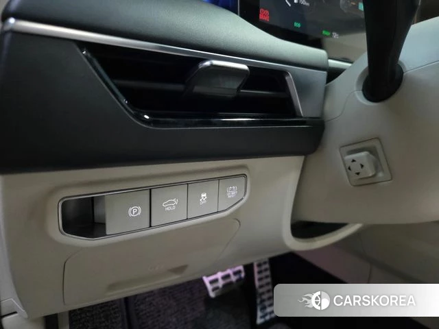 Kia The New K8 Hybrid 2025 Серый из Кореи, фото 3