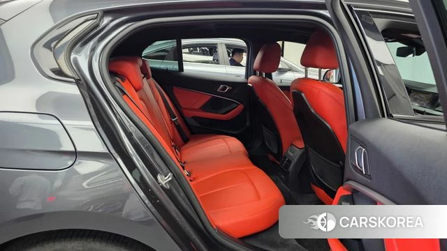 BMW 1 Series (F40) 2021 Серый из Кореи, фото 3
