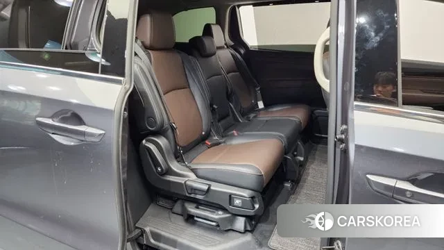 Honda Odyssey 2025 Серый из Кореи, фото 3