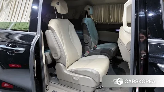 Kia Carnival 4th generation 2022 Черный из Кореи, фото 3