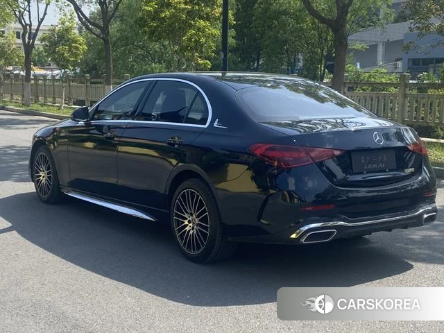 Mercedes-Benz Class C 2025 Зеленый из Китая, фото 3