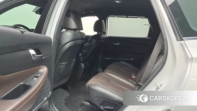 Hyundai The New Santa Fe 2021 Белый из Кореи, фото 3