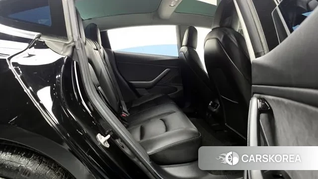 Tesla Model 3 2019 Черный из Кореи, фото 3