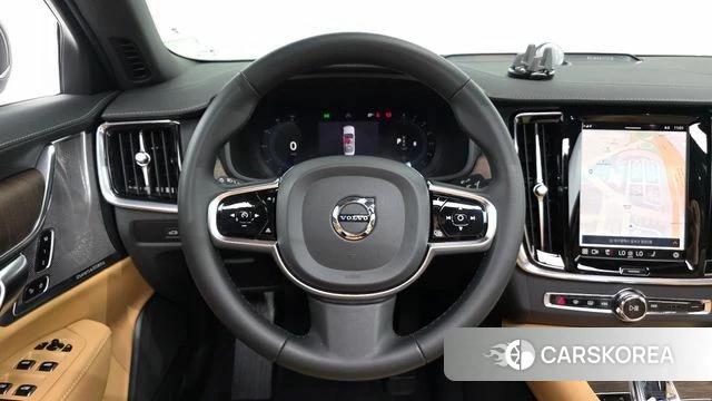 Volvo S90 2023 Серый из Кореи, фото 3
