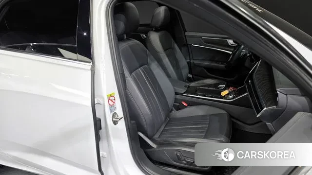 Audi A6 (C8) 2020 Белый из Кореи, фото 3