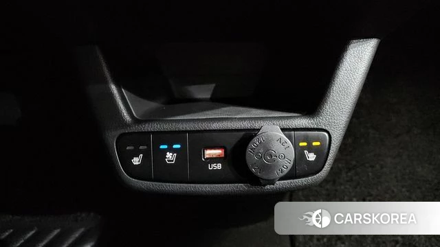 Kia The New Kia Ray 2023 Черный из Кореи, фото 3