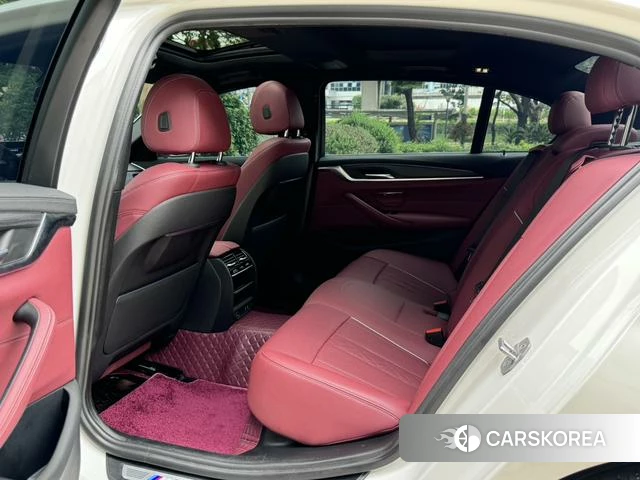 BMW 5 series 2023 Белый из Китая, фото 3