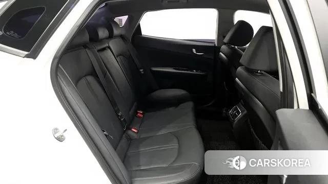 Kia The New K5 2nd generation 2018 Белый из Кореи, фото 3