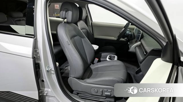 Hyundai Ionic 5 2023 Серебристо-серый из Кореи, фото 3