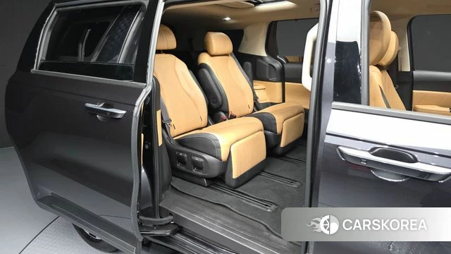 Kia Carnival 4th generation 2022 Серый из Кореи, фото 3