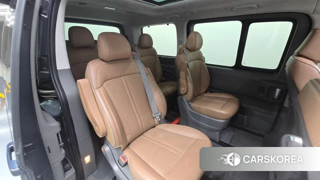 Hyundai Staria 2021 Серый из Кореи, фото 3