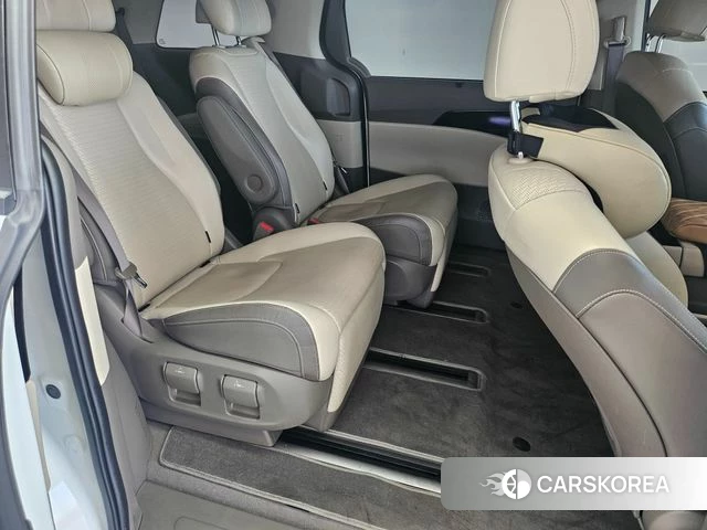 Kia Carnival 4th generation 2023 Белый из Кореи, фото 3