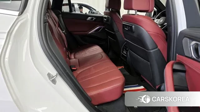 BMW X6 (G06) 2021 Белый из Кореи, фото 3