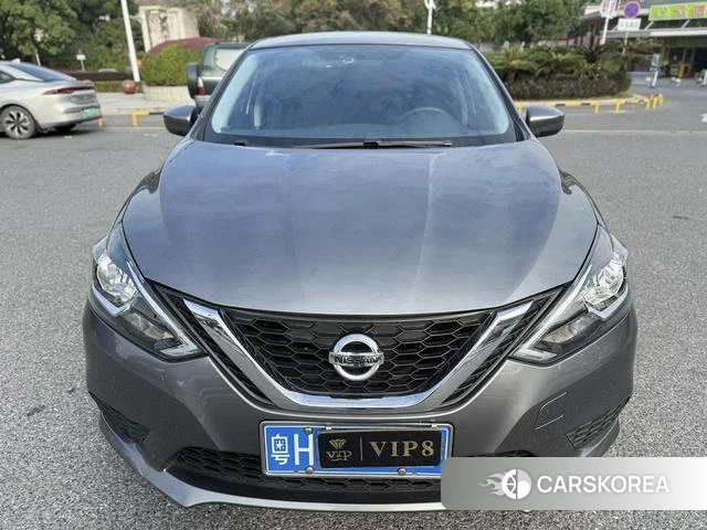 Nissan Xuan Yi 2023 Темно-серый из Китая, фото 3