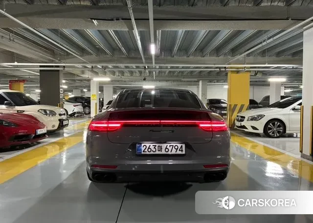 Porsche Panamera (971) 2018 Серый из Кореи, фото 3