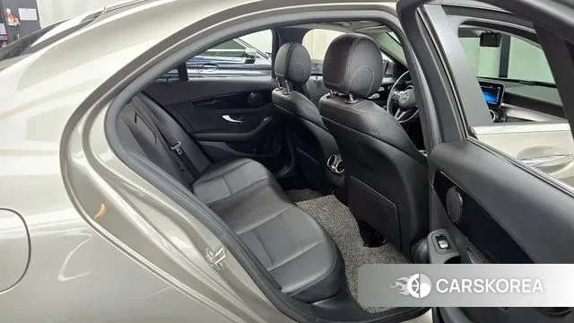 Mercedes-Benz C-Class W205 2020 Песочный из Кореи, фото 3