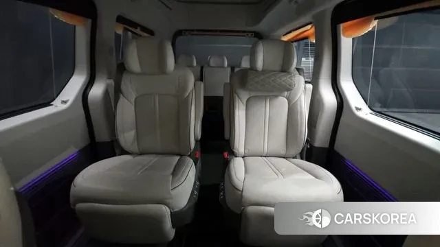 Hyundai Staria 2022 Черный из Кореи, фото 3