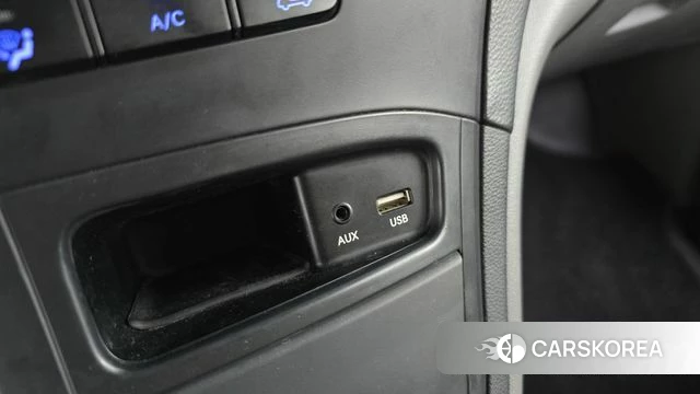 Hyundai The New Grand Starex 2018 Серебряный из Кореи, фото 3