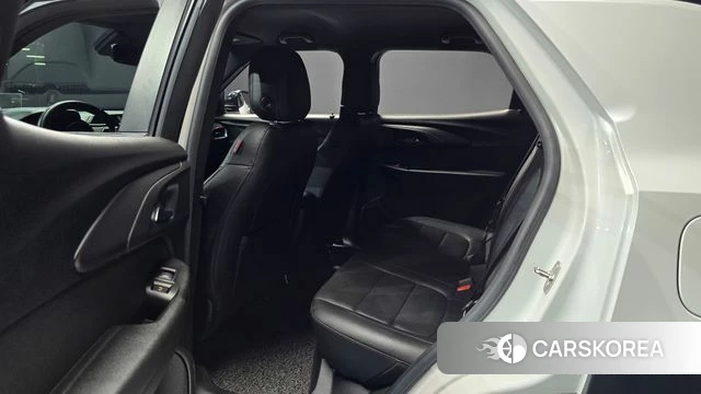 Chevrolet (GM Daewoo) Trailblazer 2022 Белый из Кореи, фото 3