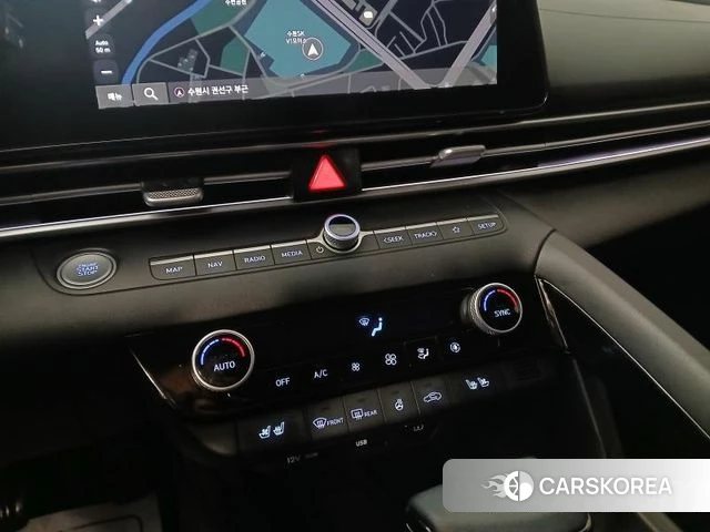 Hyundai The New Avante (CN7) 2023 Белый из Кореи, фото 3