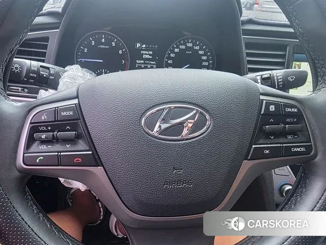 Hyundai Avante AD 2018 Серый из Кореи, фото 3