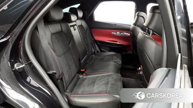 Genesis GV70 2022 Черный из Кореи, фото 3