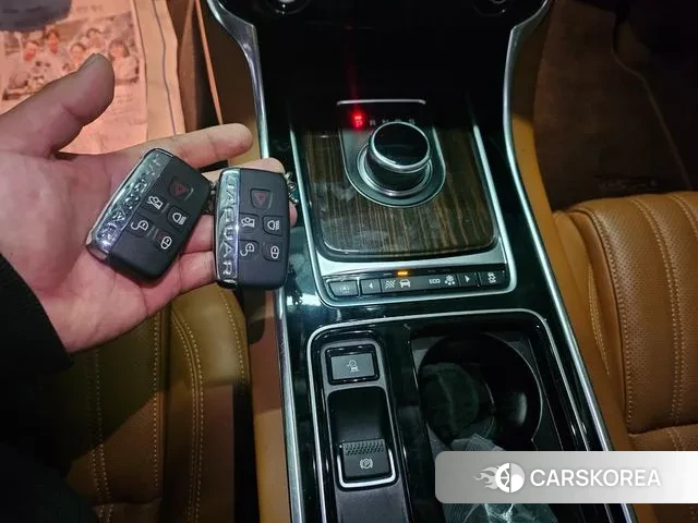 Jaguar XF (X260) 2019 Серый из Кореи, фото 3