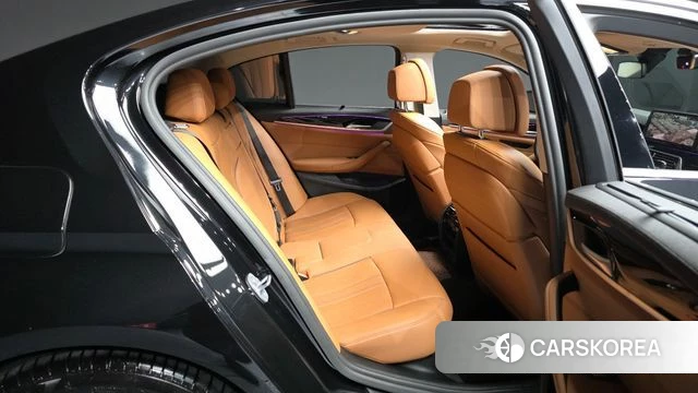 BMW 5 Series (G30) 2022 Черный из Кореи, фото 3