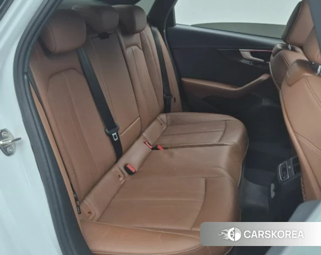 Audi A4 (B9) 2021 Белый из Кореи, фото 3