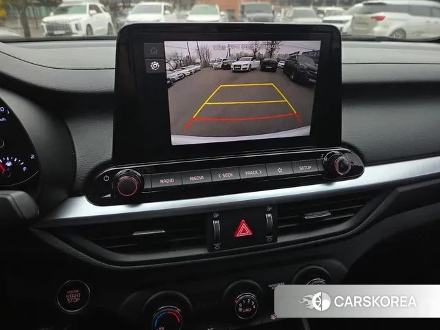 Kia The New K3 2nd generation 2024 Белый из Кореи, фото 3