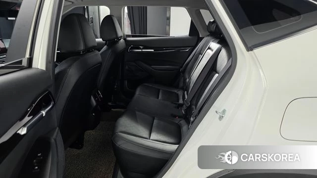 Kia Seltos 2022 Белый из Кореи, фото 3