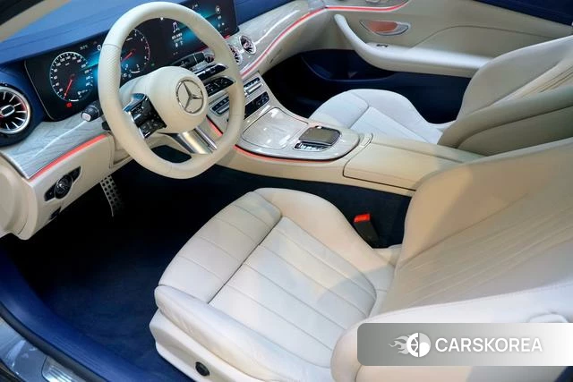 Mercedes-Benz E-class (imported) 2023 Серебристо-серый из Китая, фото 3