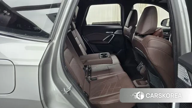 BMW X1 (U11) 2023 Серебристо-серый из Кореи, фото 3