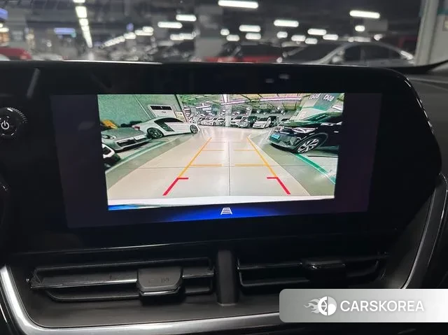 Chevrolet (GM Daewoo) Trax Crossover 2023 Белый из Кореи, фото 3