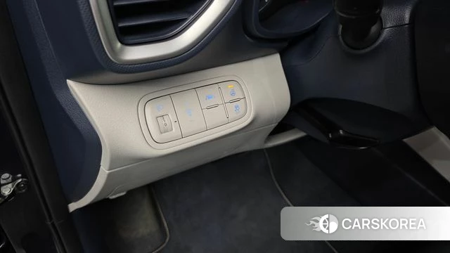 Hyundai Venue 2022 Синий из Кореи, фото 3