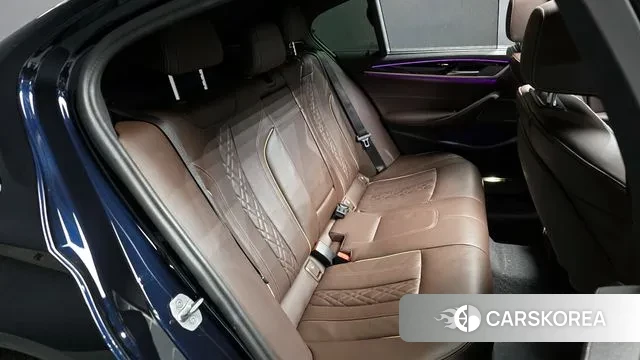 BMW 5 Series (G30) 2023 Черный из Кореи, фото 3