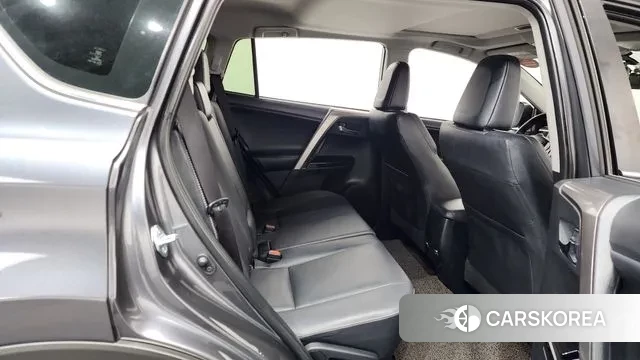 Toyota RAV4 2018 Серый из Кореи, фото 3
