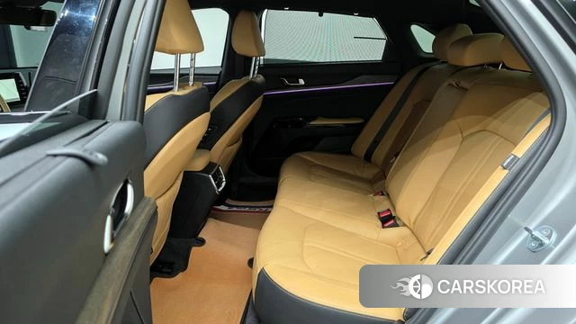 Kia K5 3rd generation 2022 Серебристо-серый из Кореи, фото 3